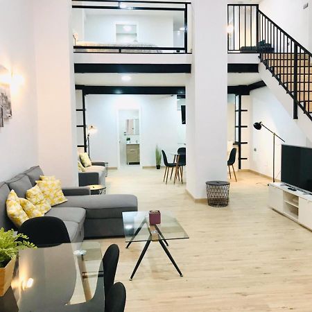 Modern & Spacious Apartment In Plaza De La Merced Málaga Dış mekan fotoğraf