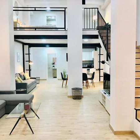 Modern & Spacious Apartment In Plaza De La Merced Málaga Dış mekan fotoğraf