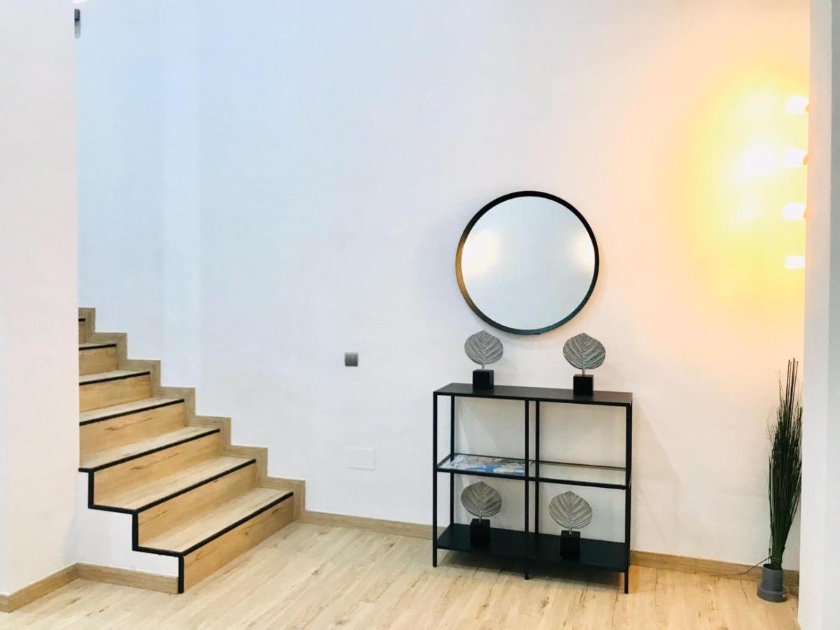 Modern & Spacious Apartment In Plaza De La Merced Málaga Dış mekan fotoğraf