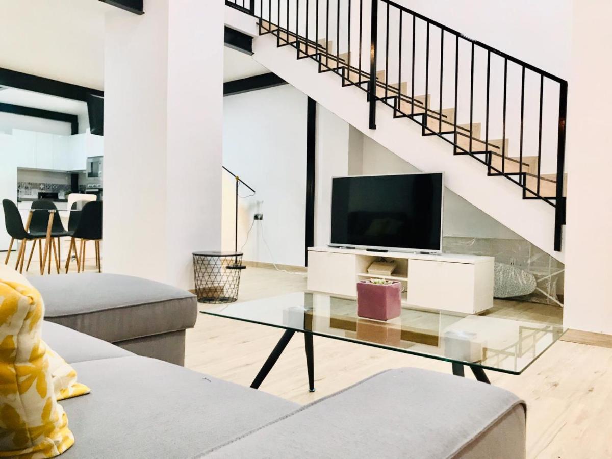 Modern & Spacious Apartment In Plaza De La Merced Málaga Dış mekan fotoğraf