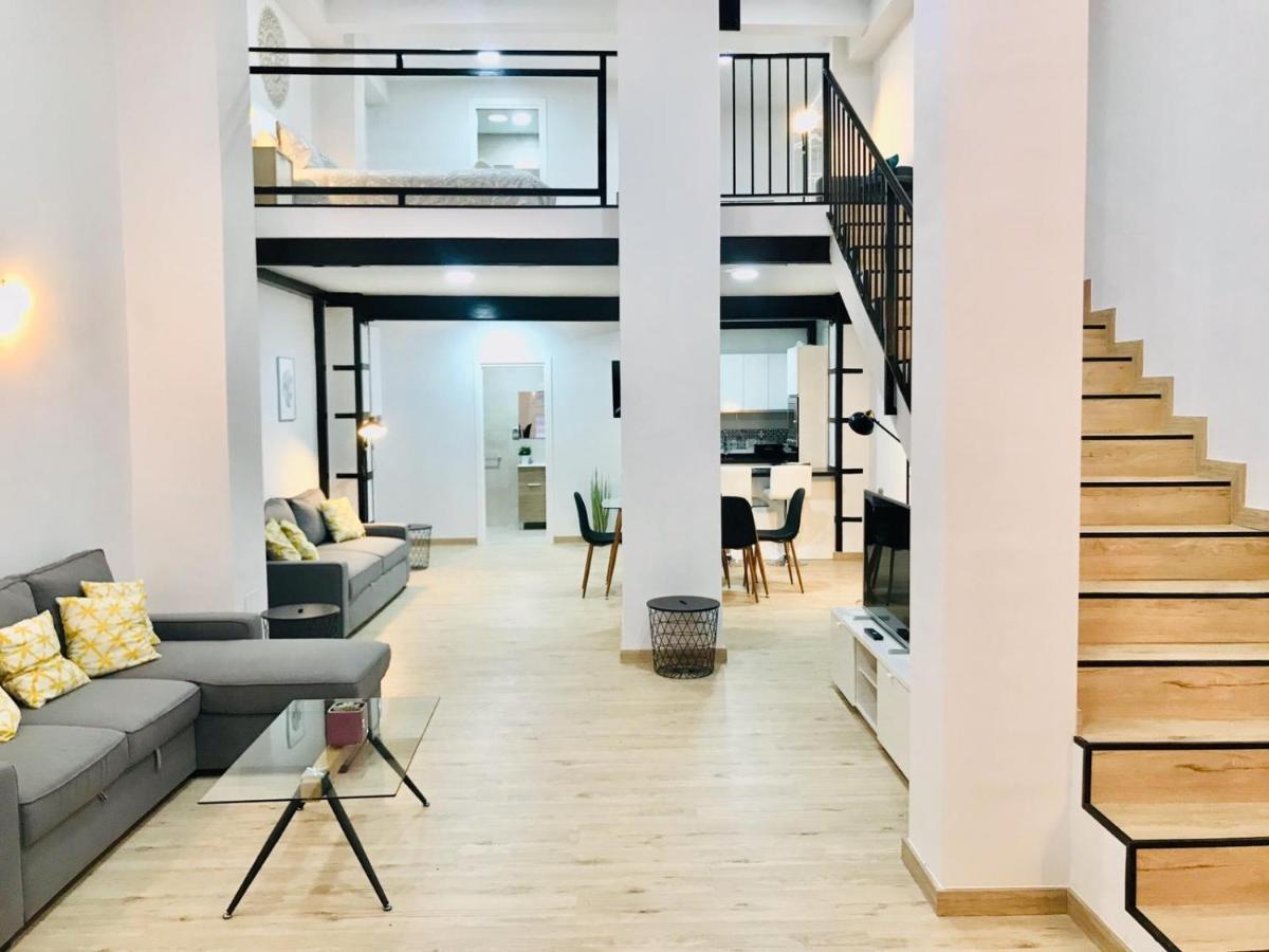 Modern & Spacious Apartment In Plaza De La Merced Málaga Dış mekan fotoğraf